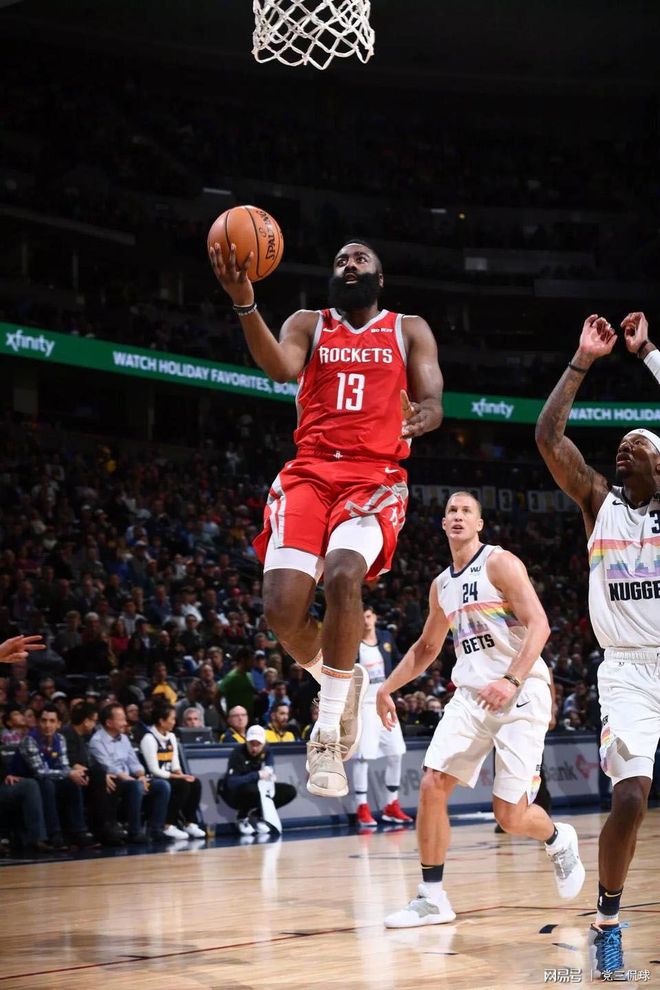 切尔西内部会议纪要流出——冲刺阶段状态回暖，德甲使命明确，医务组通报恢复的简单介绍