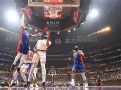 底特律活塞国际比赛日防线松动；志在NBA常规赛名次提升；震撼外界；训练强度明显提升的简单介绍