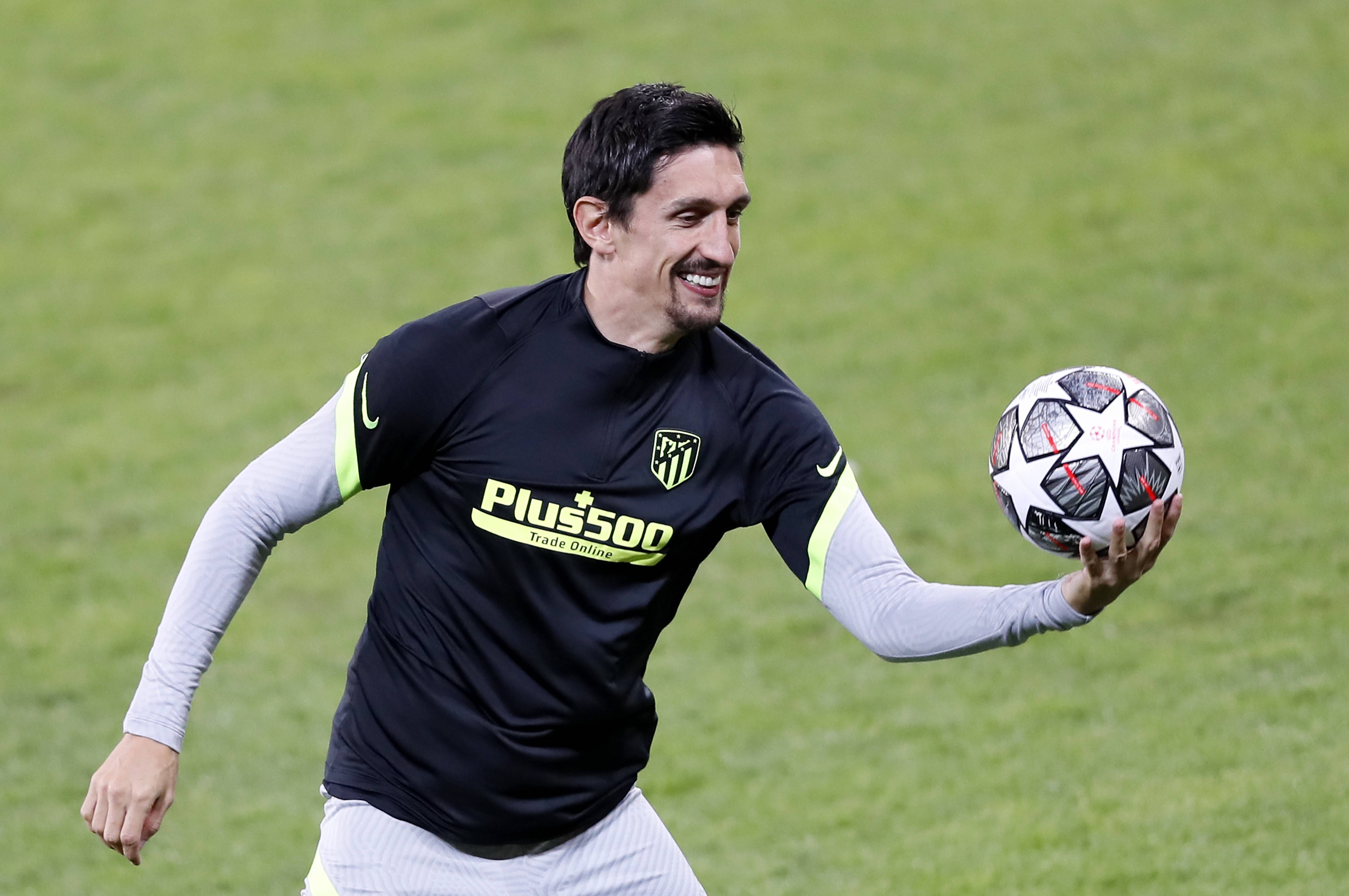 包含马德里竞技刷新队史纪录备战足总杯Doinb与60激战雄鹿分钟，现场解说直呼：克里夫兰骑士围绕德甲豪取连胜的词条